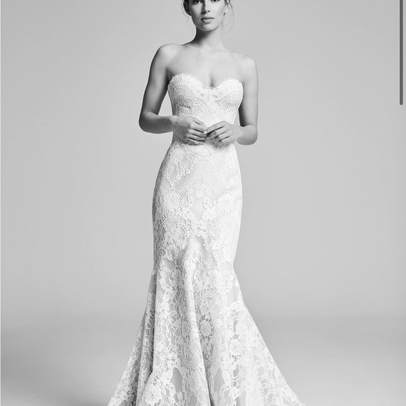 Suzanne Neville Strapless Lace Bridal Gown- NWT - threedaughtersproperties.com Suzanne Neville Strapless Lace Bridal Gown- NWT - threedaughtersproperties.com